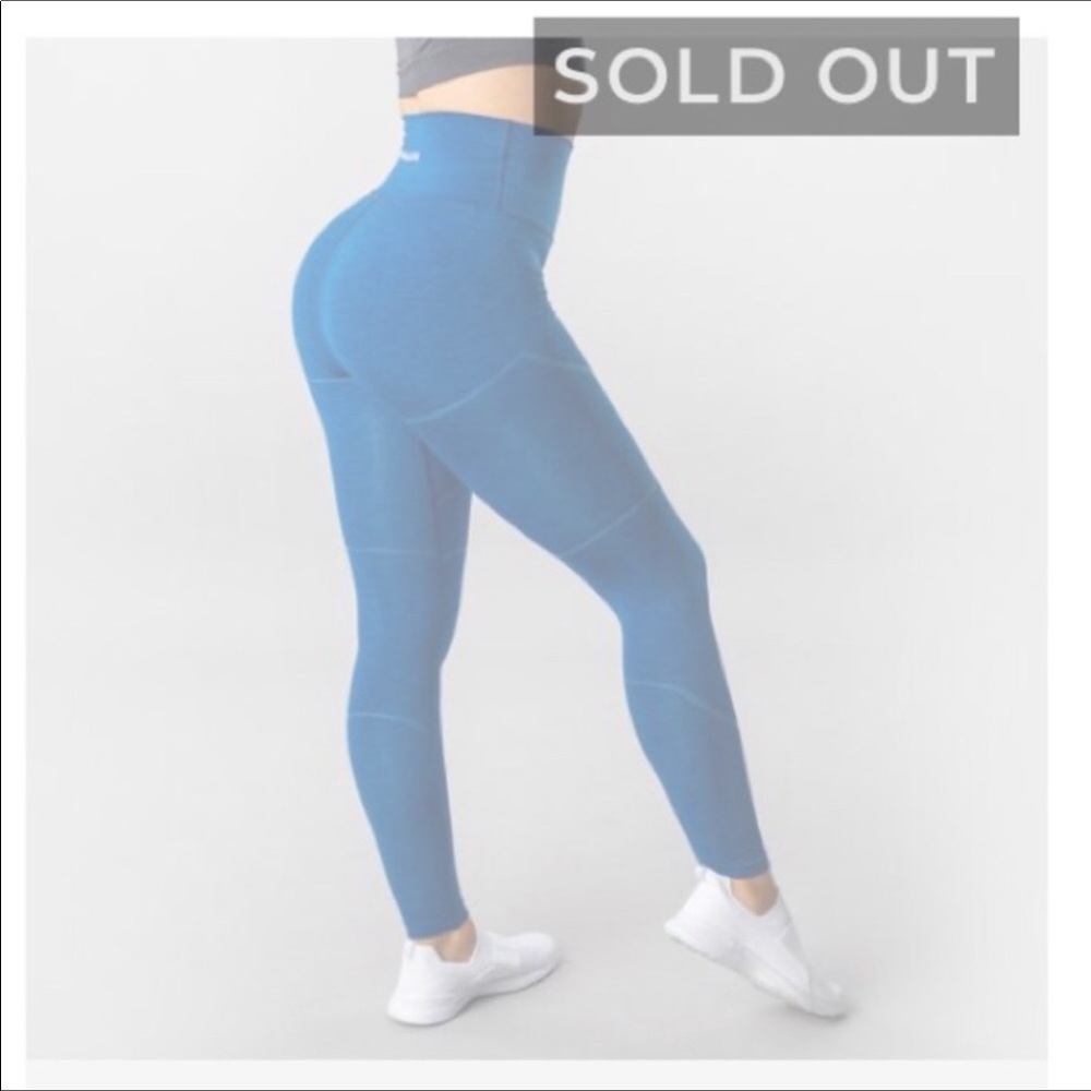 ISO Alphalete Revival leggings, Size: Medium - Picture 2 of 3